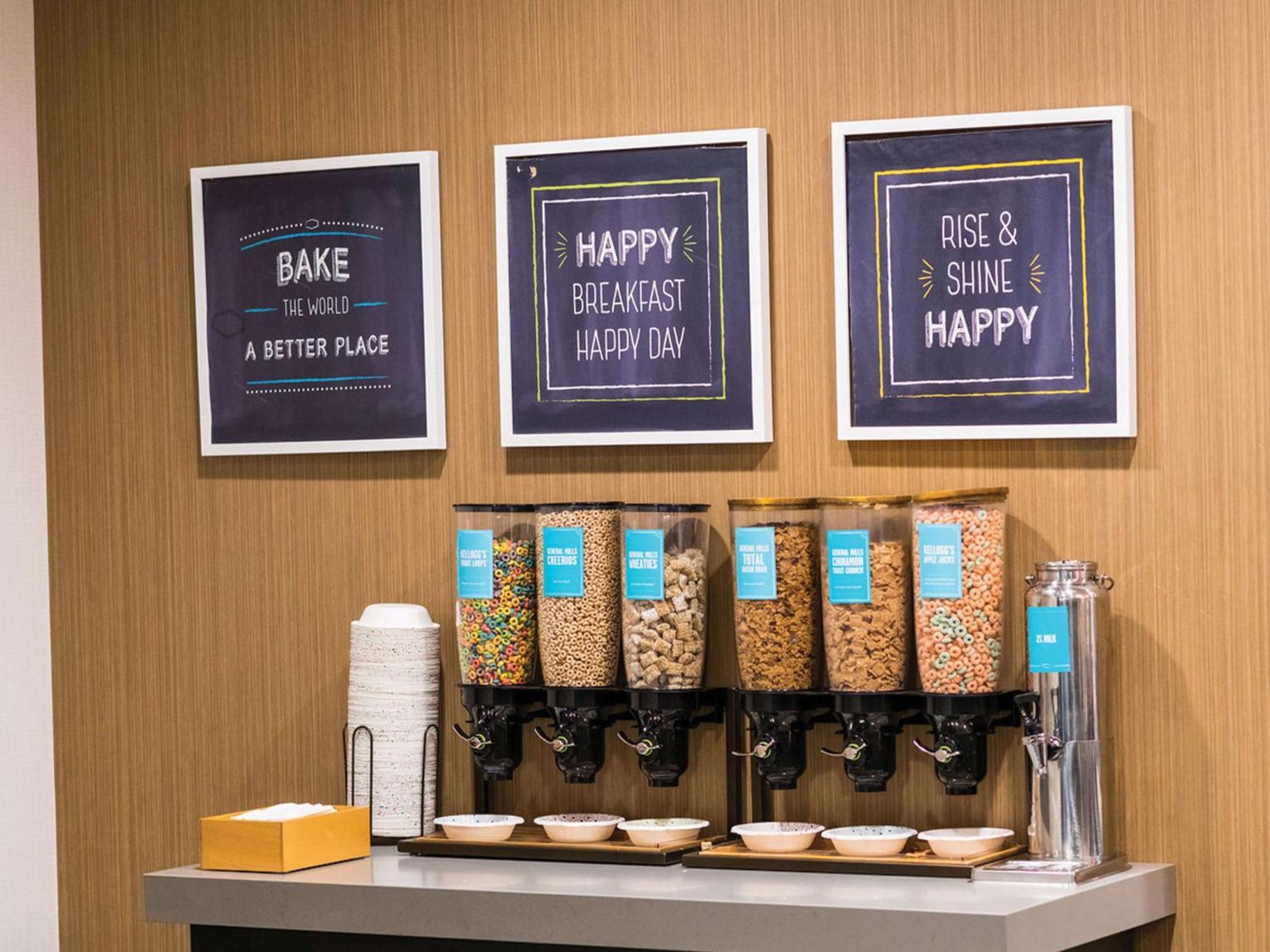 Hampton Inn & Suites Erie Bayfront Bagian luar foto